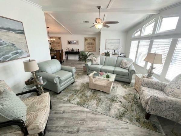 1989 PALM Manufactured Home