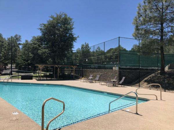 1982 CAVCO CAVCO Manufactured Home