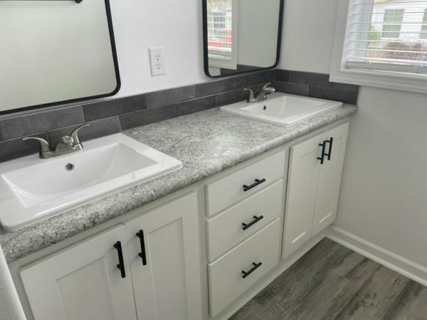 2025 Skyline - Ocala Bal Harbour w/ Den Mobile Home