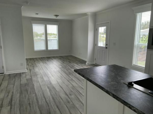 2025 Skyline - Ocala Bal Harbour w/ Den Mobile Home