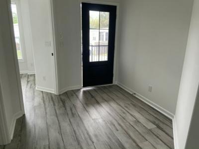 Photo 2 of 20 of home located at 7300 20th Street #523 Vero Beach, FL 32966