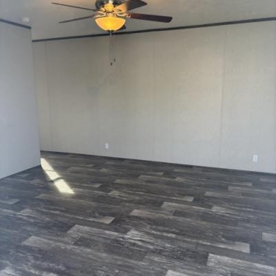 Photo 2 of 8 of home located at 2319 Greensburg Rd #45 Campbellsville, KY 42718
