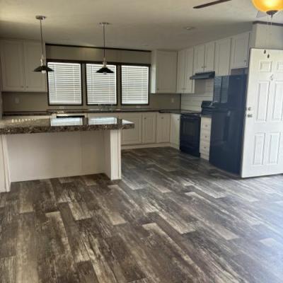 Photo 3 of 8 of home located at 2319 Greensburg Rd #45 Campbellsville, KY 42718