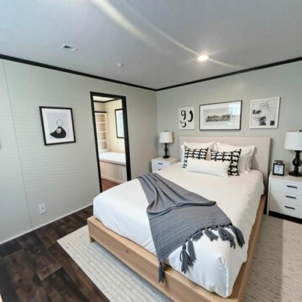 2023 Hamilton  Home