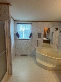 1997 Victorian 235G NR  Home