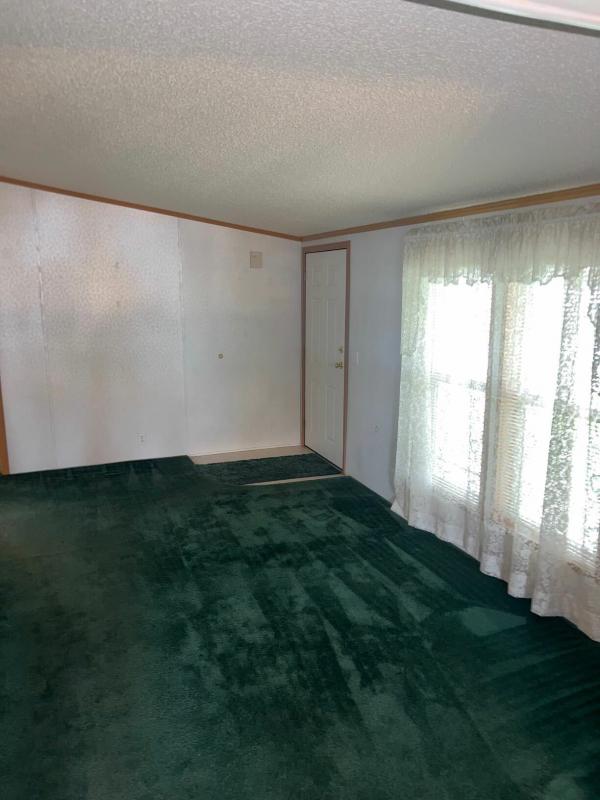 1997 Victorian 235G NR  Home