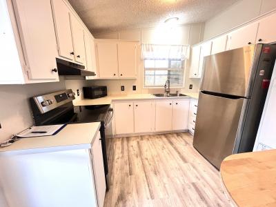 Photo 2 of 12 of home located at 504 Bluff Drive Auburndale, FL 33823