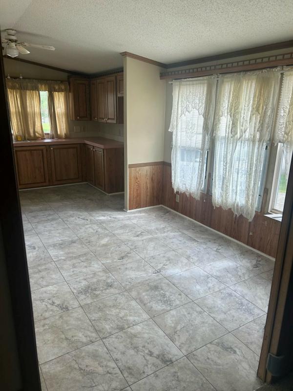 1990 Skyline 167 hampshire  Home