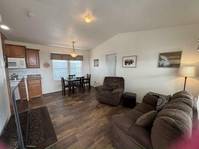 Photo 5 of 12 of home located at 8700 E. University Dr. # 1738 Mesa, AZ 85207