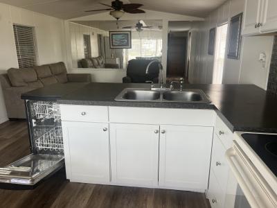 Photo 4 of 17 of home located at 35711 Washington Loop Road #Mh11 Punta Gorda, FL 33982