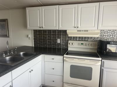 Photo 5 of 17 of home located at 35711 Washington Loop Road #Mh11 Punta Gorda, FL 33982