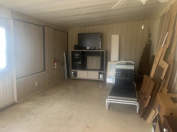 1984 Mobile Home