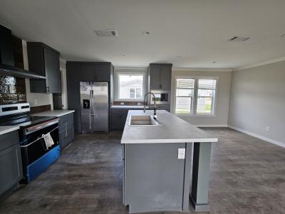 Photo 3 of 9 of home located at 214 Cactus Wren Drive Kyle, TX 78640