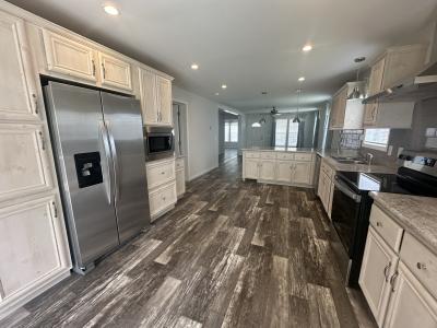 Photo 4 of 11 of home located at 26 Millwood Drive Uncasville, CT 06382