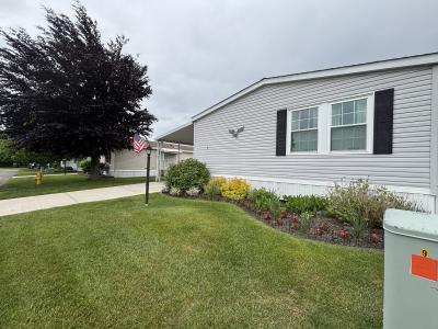 Photo 3 of 10 of home located at 9 Laurel Cheektowaga, NY 14225
