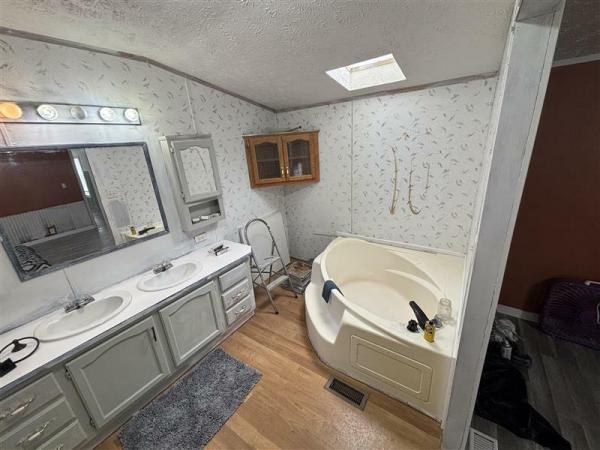 1999 Dutch Limited Emporer  Home