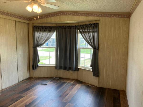 1988 Manufactured Home
