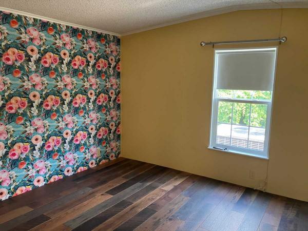 1988 Manufactured Home