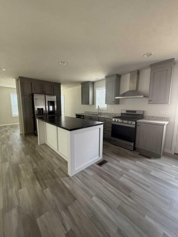 2025  Mobile Home For Sale