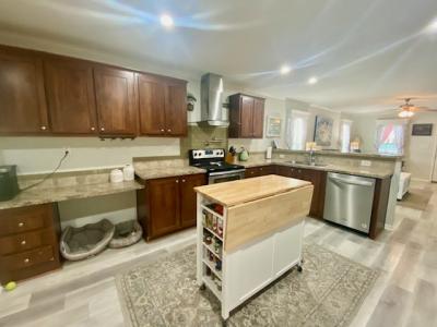 Photo 5 of 15 of home located at 276 Lamplighter Drive Melbourne, FL 32934