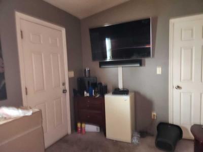 Photo 3 of 12 of home located at 7230 4th St N #1803 Saint Petersburg, FL 33702