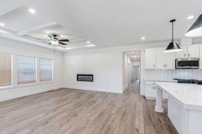 Photo 2 of 17 of home located at 258 Yosemite Rd San Rafael, CA 94903
