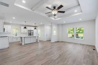 Photo 3 of 17 of home located at 258 Yosemite Rd San Rafael, CA 94903