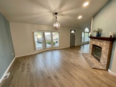 Photo 5 of 28 of home located at 200 James Ct #43 Carson City, NV 89706