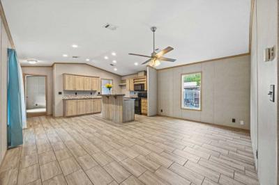 Mobile Home at 7800 Mockingbird Ln, #176 North Richland Hills, TX 76180