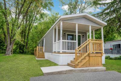 Photo 2 of 15 of home located at 3055 Hillanlake Dr Brooklyn, MI 49230