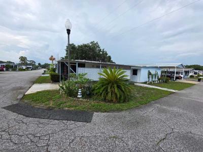 Photo 2 of 20 of home located at 36211 Cherry Ave Grand Island, FL 32735