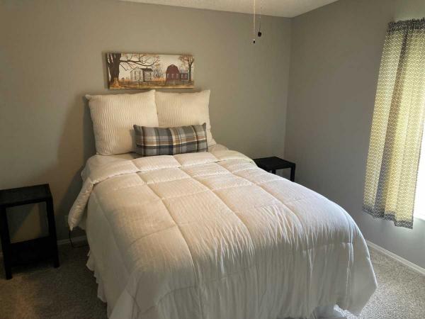 1999 Homes of Merit FP1336 Manufactured Home