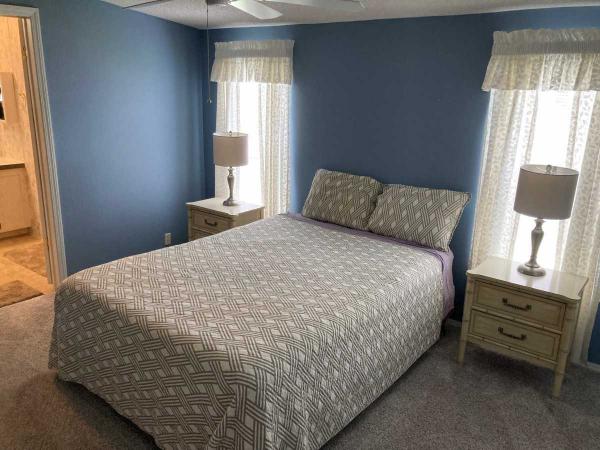 1999 Homes of Merit FP1336 Manufactured Home