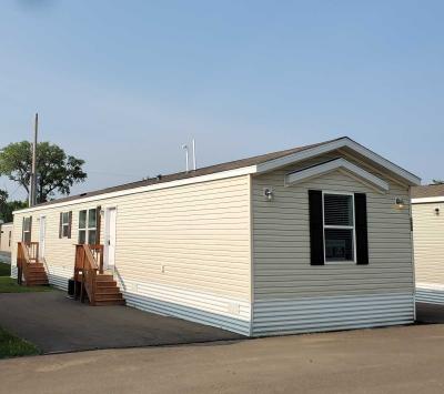 Mobile Home at 2501 Lowry Ave NE, Lot 323 Saint Anthony, MN 55418