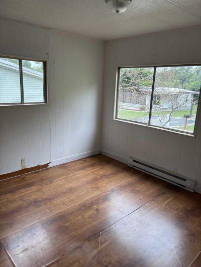 Photo 5 of 8 of home located at 11522 Canterbury Drive, Site 42 Seffner, FL 33584