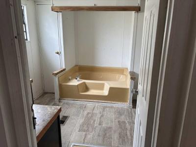 Photo 4 of 8 of home located at 11522 Canterbury Drive, Site 75 Seffner, FL 33584