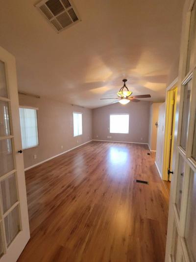 Photo 5 of 10 of home located at 8401 S Kolb Rd #291 Tucson, AZ 85756