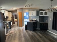 1998 Skyline Manufactured Home