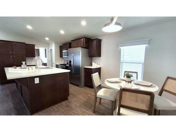 2017 Fleetwood Festival II 2201F24523B Manufactured Home