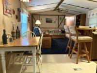 1987 HUNG HS Manufactured Home