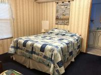 1987 HUNG HS Manufactured Home