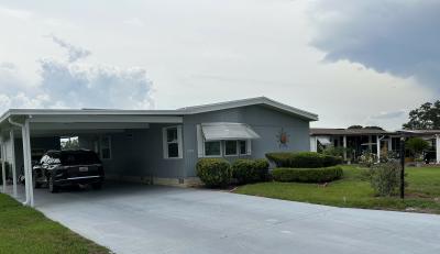 Mobile Home at 1305 Lake Drive Grand Island, FL 32735