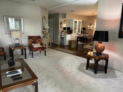 Photo 5 of 12 of home located at 1305 Lake Drive Grand Island, FL 32735