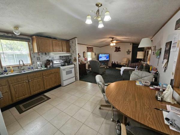2000 Mobile Home