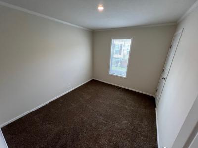 Photo 3 of 7 of home located at 316 Kingsbrook Newport, MI 48166