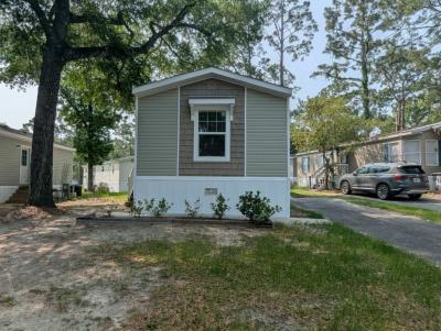 Photo 5 of 10 of home located at 1630 Balkin Rd #5 Tallahassee, FL 32305