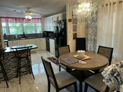Photo 4 of 20 of home located at 1405 82nd Avenue, Site #225 Vero Beach, FL 32966