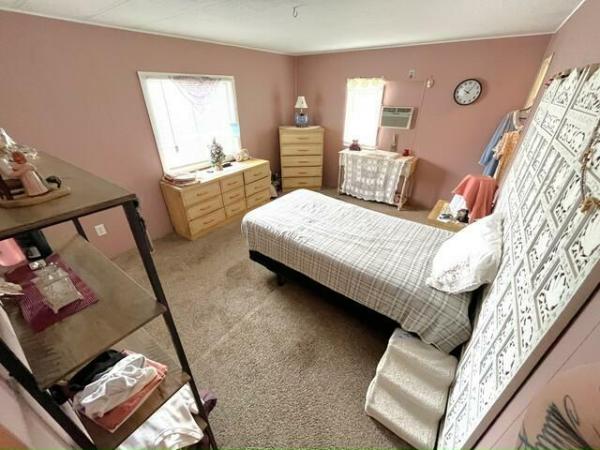 1980 BROO HS Mobile Home