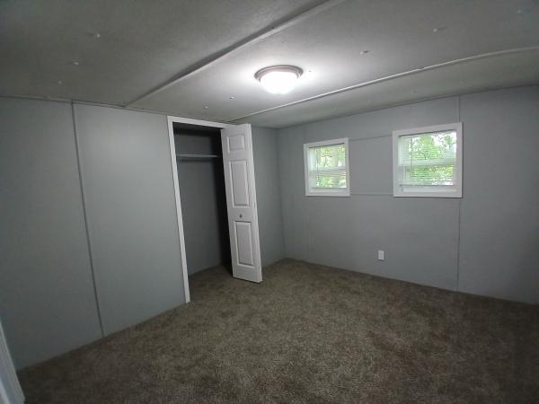 1984 mobile Home