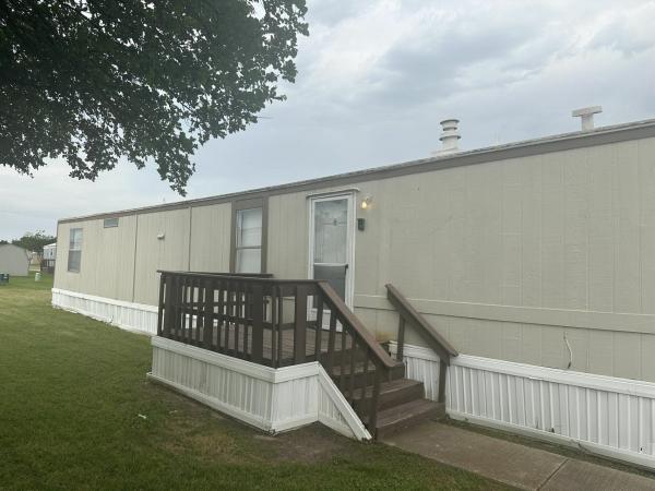 Photo 1 of 2 of home located at 5301 E. Mckinney Street, #307 Denton, TX 76208